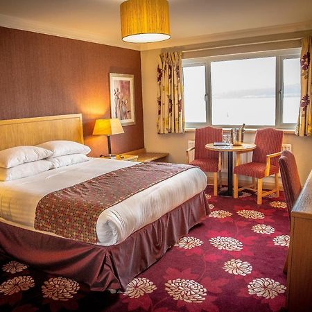 Curran Court Hotel Ларн Экстерьер фото