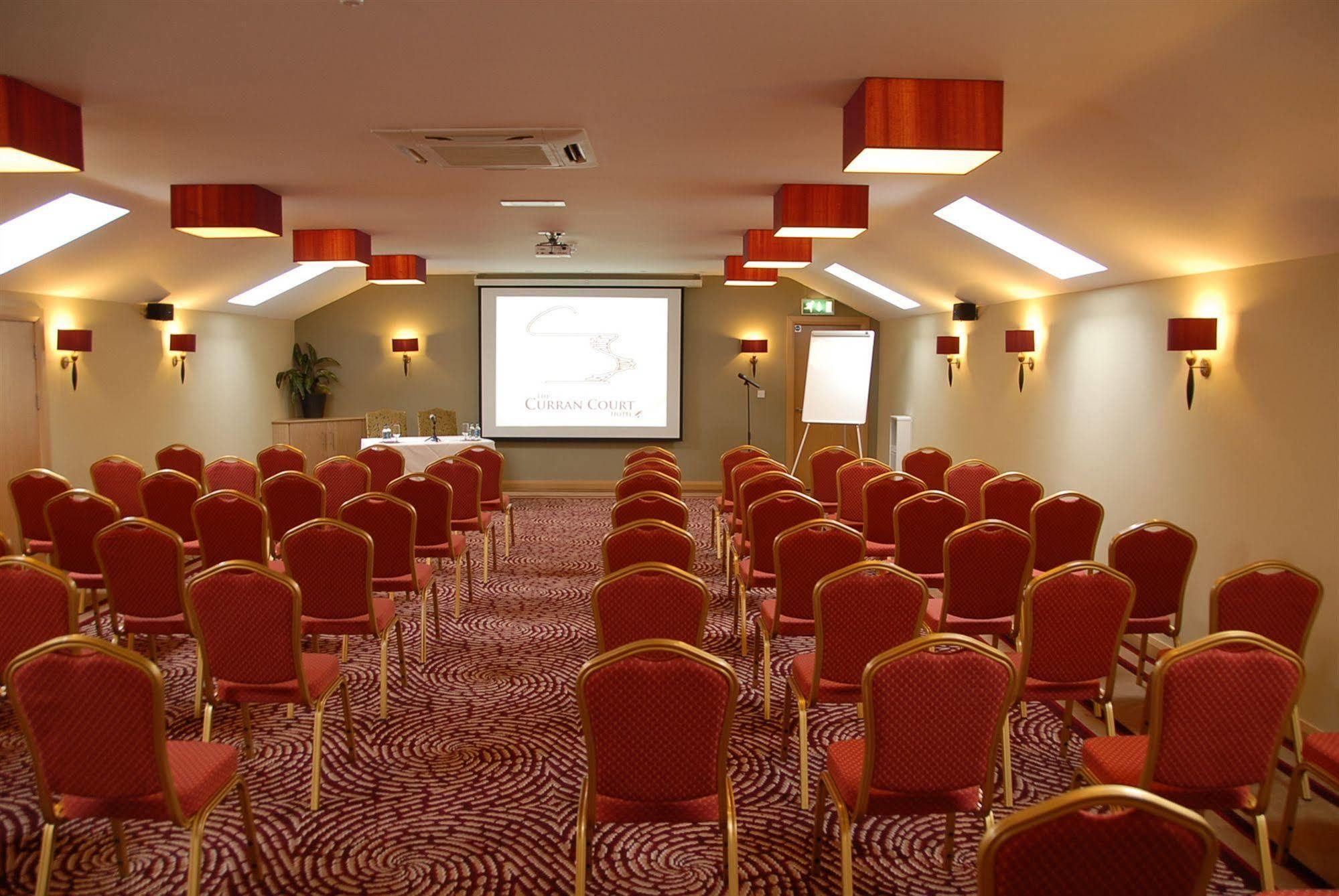 Curran Court Hotel Ларн Экстерьер фото