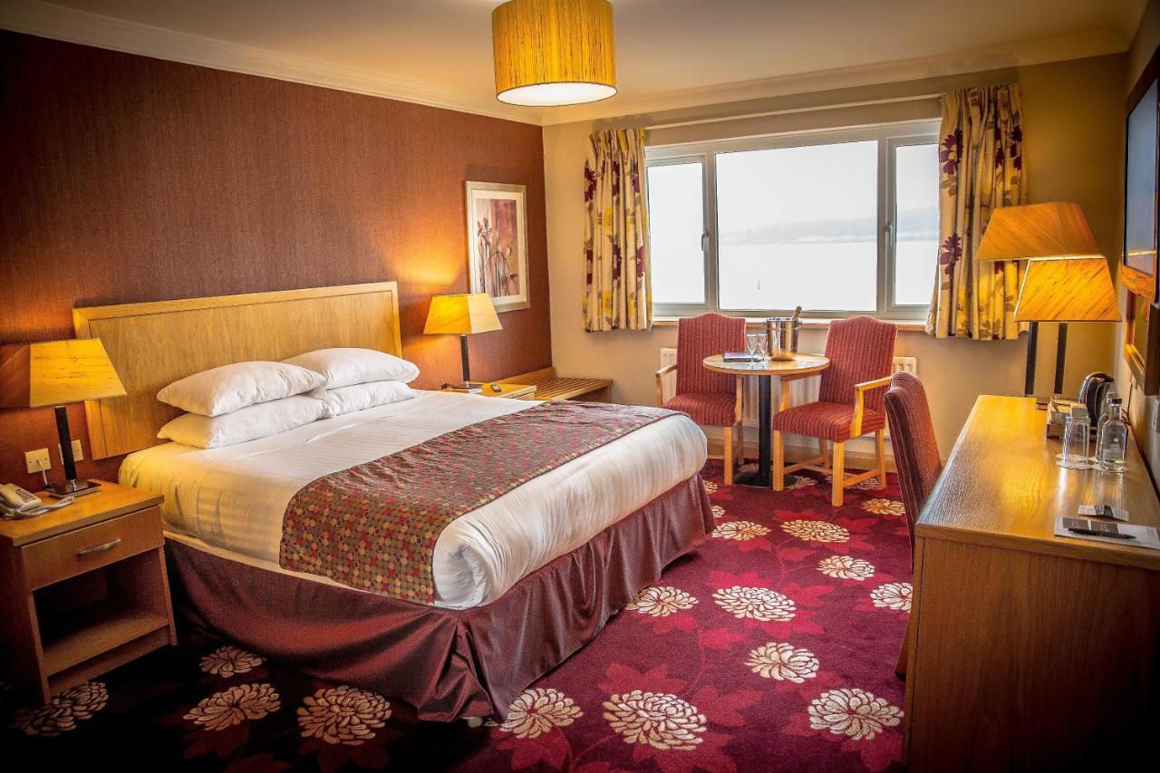 Curran Court Hotel Ларн Экстерьер фото